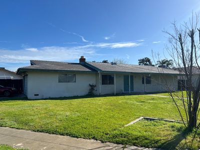 5143 E Pine Ave, Fresno, CA, 93727