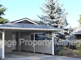 760 N Sequim Ave APT 11, Sequim, WA 98382