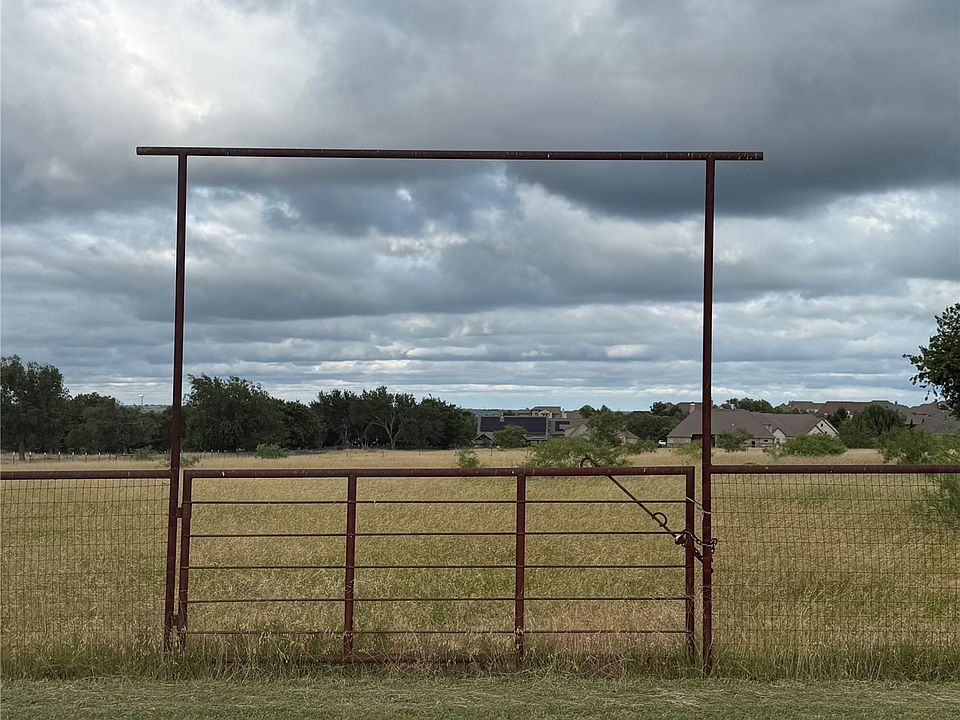 1st image of Hudson Ln