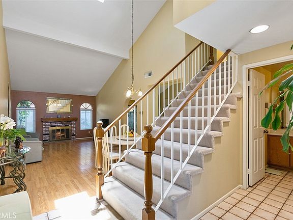 5th image of 16808 Picadilly Ln