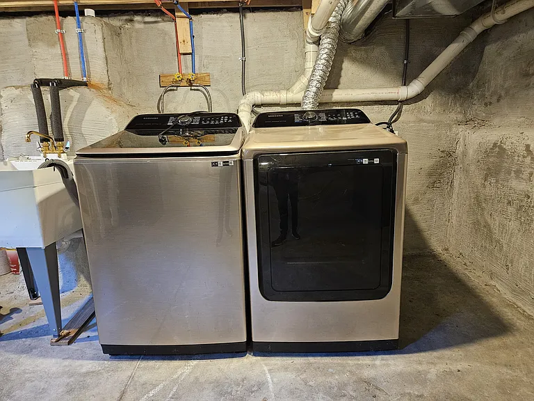 Washer & Dryer