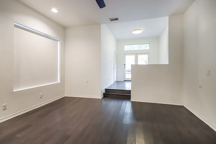 10518 Moorcreek Dr — Photo 14