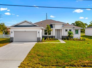 1825 SW Millikin Ave, Port Saint Lucie, FL 34953
