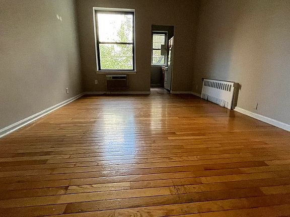 2nd image of 423 E 77th St APT 4D