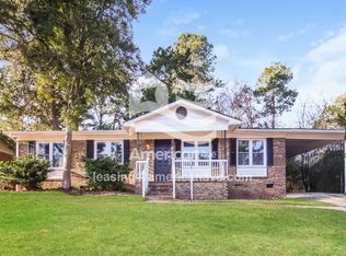 928 Carnegie Dr, Fayetteville, NC 28311