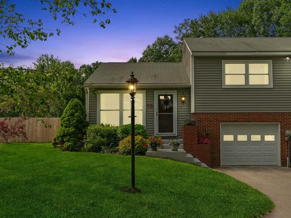 377 County Road, Scarborough, ME 04074
