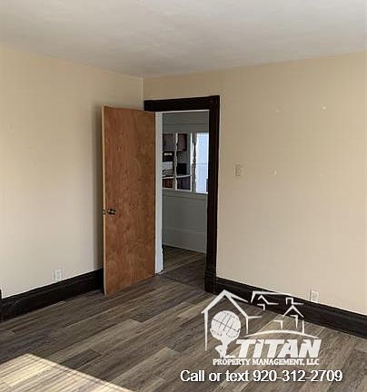 4th image of 61 E Johnson St #2