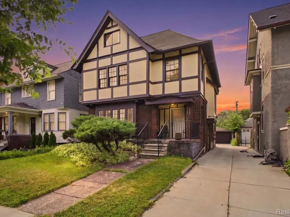 899 Edison St, Detroit, MI 48202