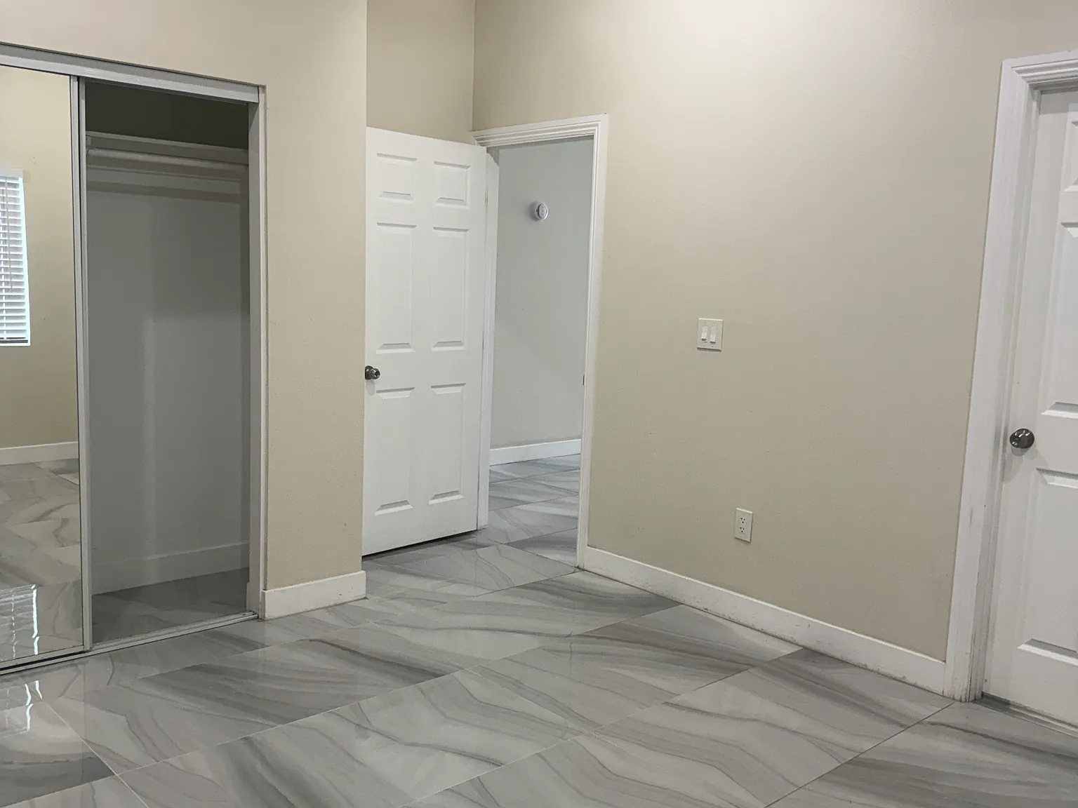 3 bed, $1,450 — Photo 3