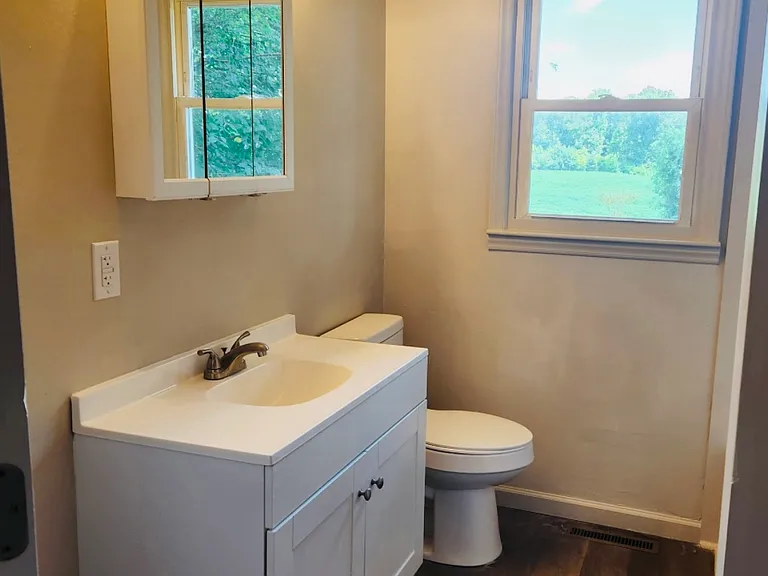 405 Woodberry Dr — Photo 4