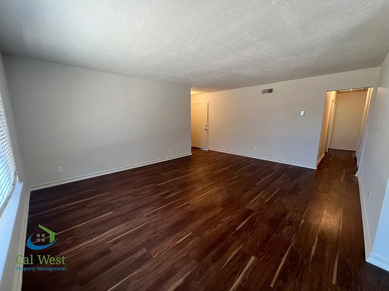 5510 Yale Dr — Photo 6
