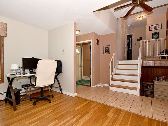 5th image of 1202 Winston Dr