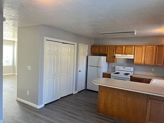 4th image of 356 Childs Ave #356