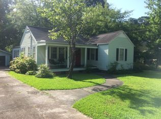 420 N Spring Ave, Louisville, MS 39339