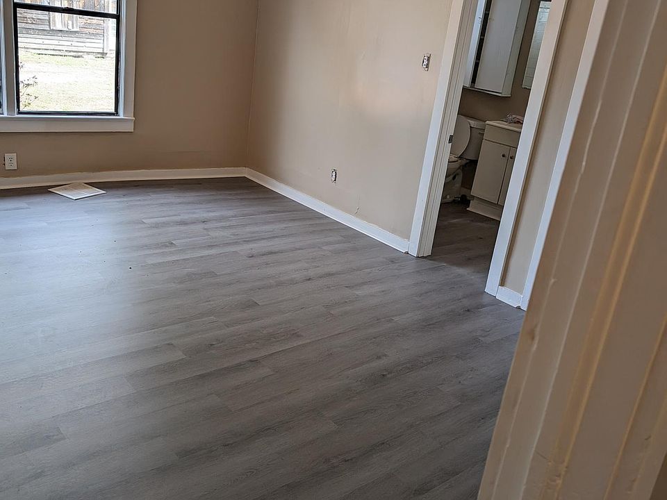 2nd image of 112 Kentucky St #B