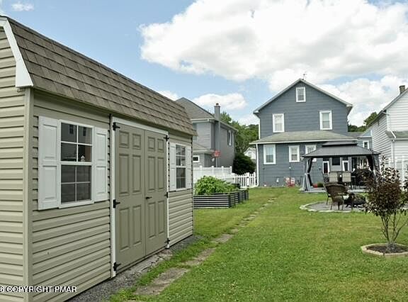 2nd image of 114 Everhart St
