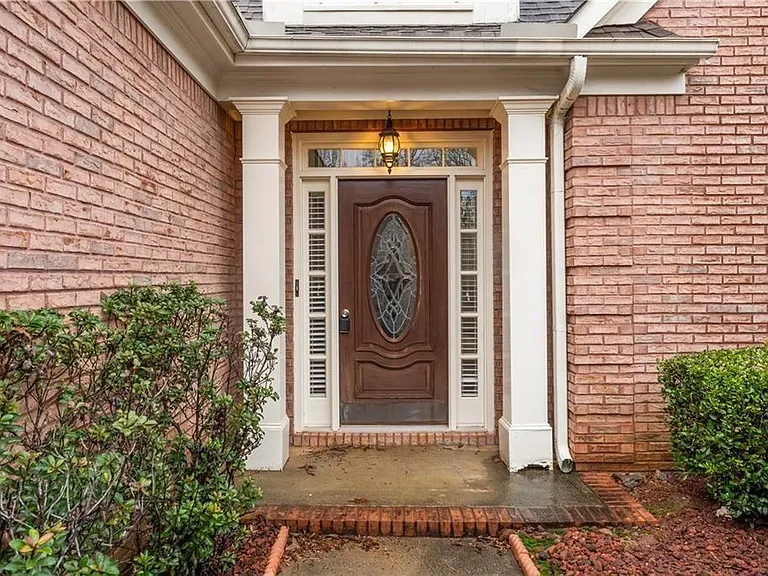 4610 Planters Hill Dr — Photo 2