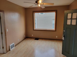 721 S Bettinger Ct, Milwaukee, WI 53204