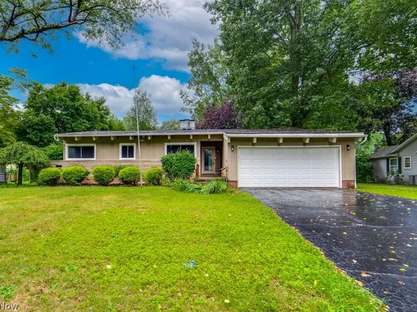 570 Mardon Ave, Akron, OH 44303