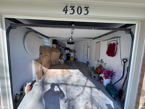 3rd image of 4303 Union St