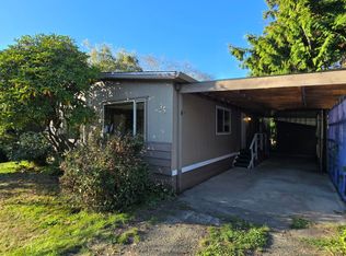 35 Lincolnshire St, Depoe Bay, OR 97341