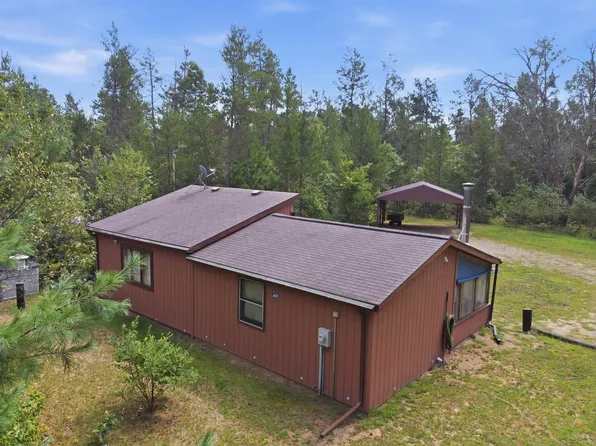 N7599 11th Ave, New Lisbon, WI 53950