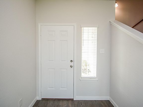 5th image of 4212 McGregor Bluff Ln