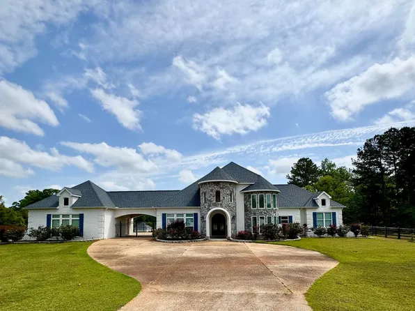 437 County Road 561, Enterprise, AL 36330