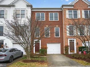 13717 Maple Sugar Ln, Herndon, VA 20171