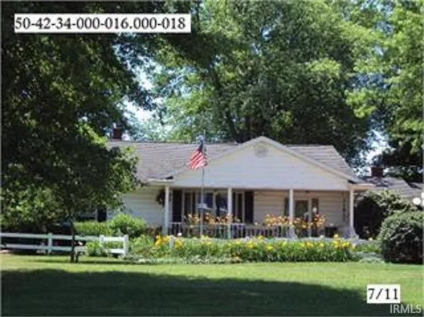 11821 Plymouth Goshen Trl, Plymouth, IN 46563