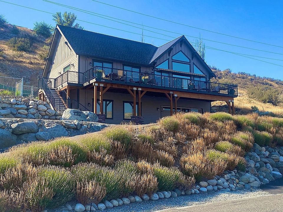 2nd image of 600 Entiat Pl