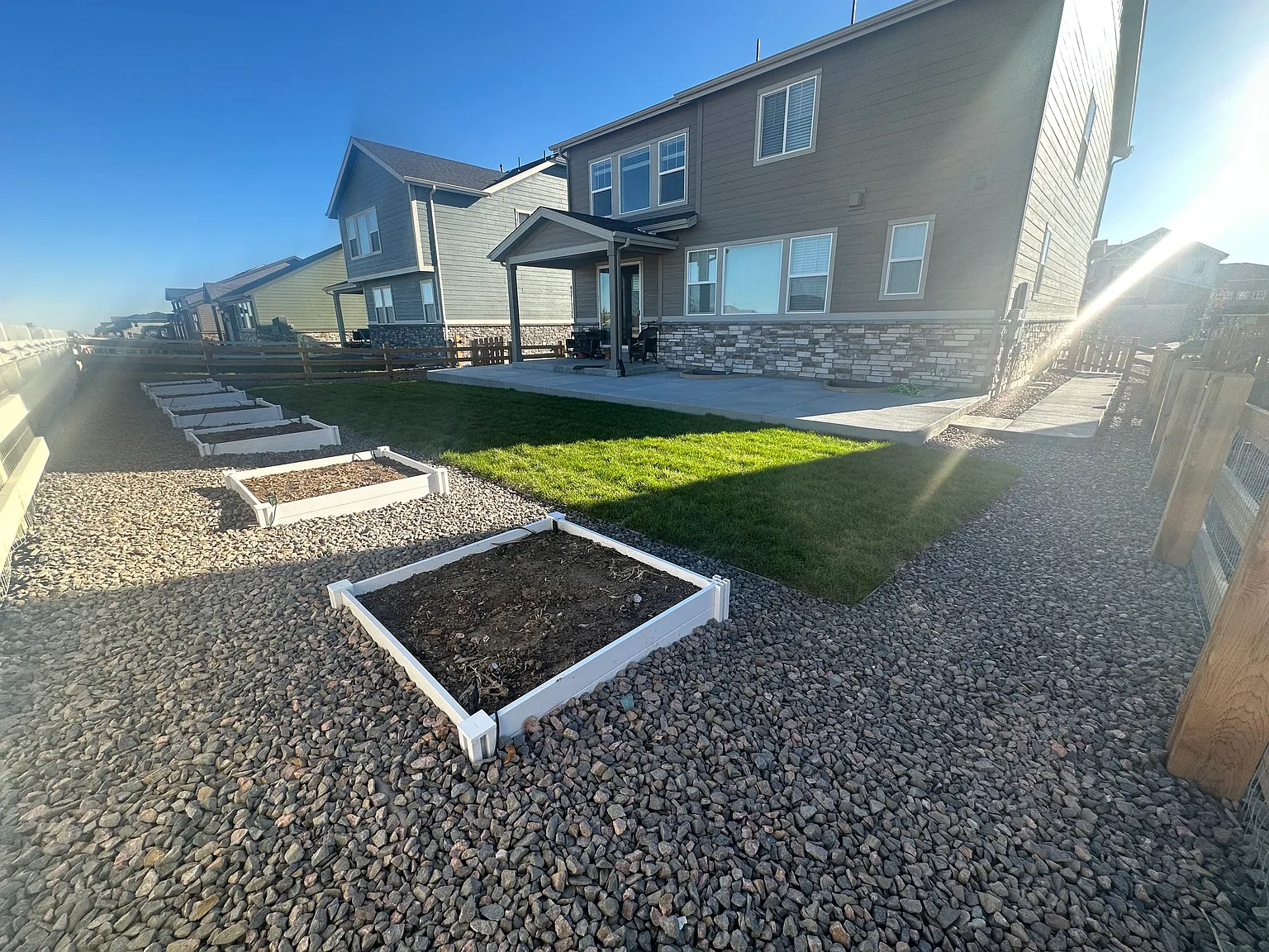 5 bed, 2.5 bath, 2620 sqft, $4,000 — Photo 4