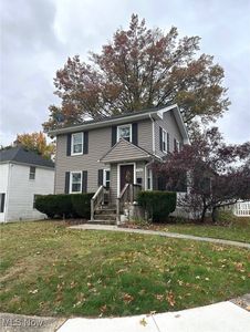 2762 Elmwood St, Cuyahoga Falls, OH, 44221