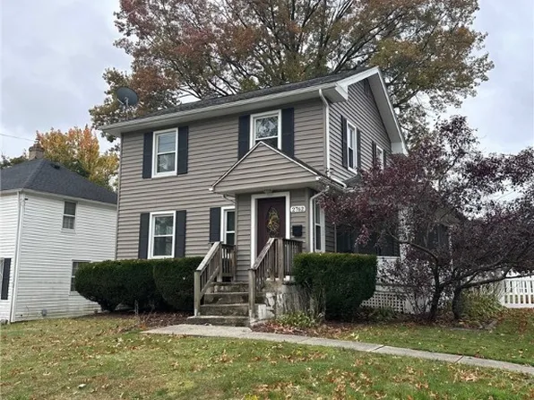 2762 Elmwood St, Cuyahoga Falls, OH 44221