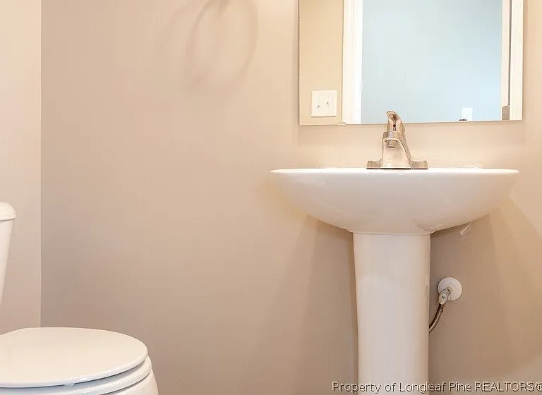 1011 Kingscote Dr — Photo 13