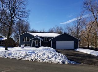 1851 Pheasant Dr, Excelsior, MN 55331