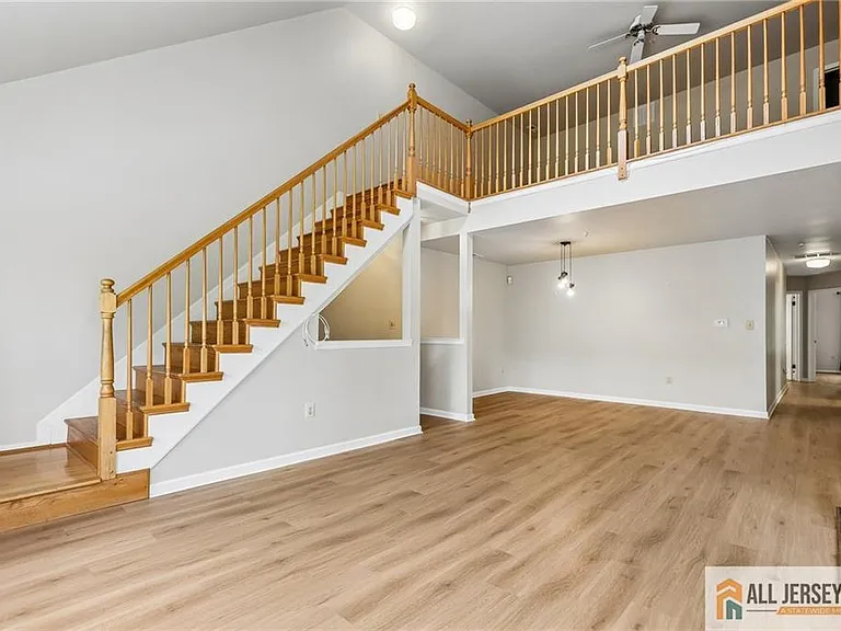 624 Brickhouse Rd — Photo 11