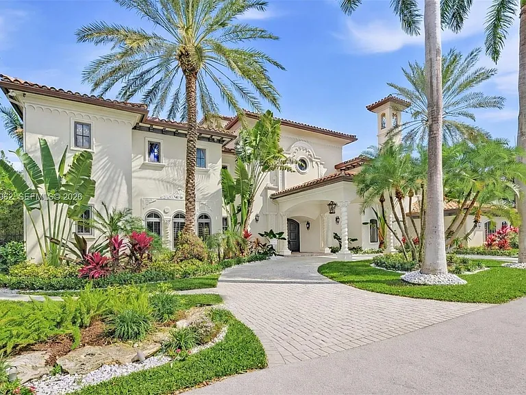 628 Coral Way — Photo 9