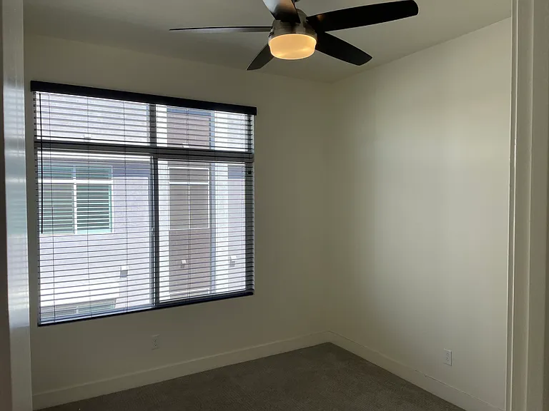 4444 N 25th St #31 — Photo 33
