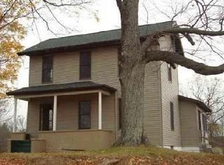 11664 Wooden Rd, Hanover, MI 49241