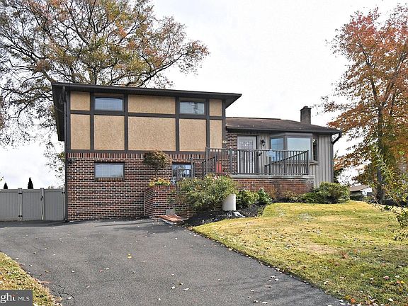 2nd image of 145 Beechwood Ave
