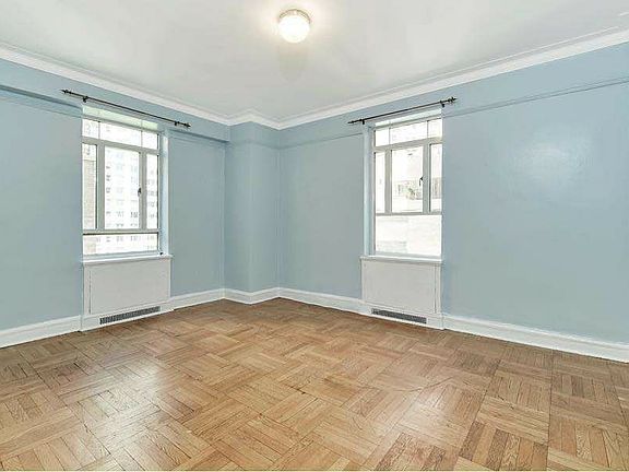 5th image of 25 Central Park W APT 11G