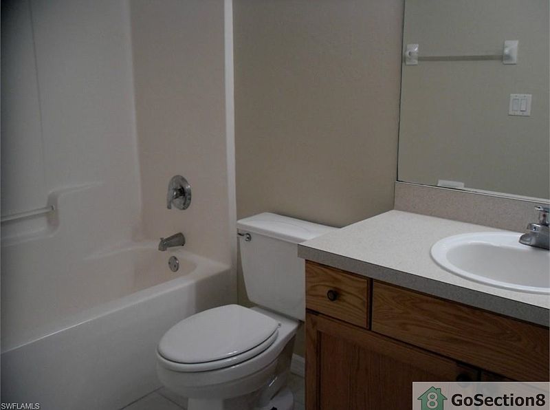 1st image of 4549 26th St SW