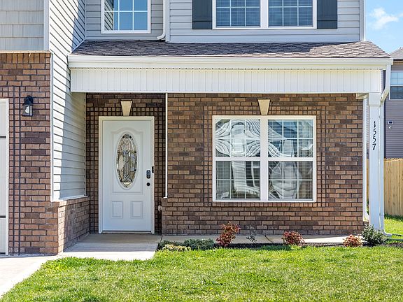 2nd image of 1557 Kestrel Dr