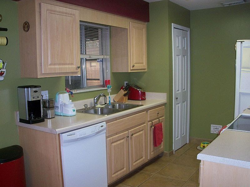 1st image of 2748 Hilda Ct