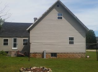 1611 Mary St, Marinette, WI 54143