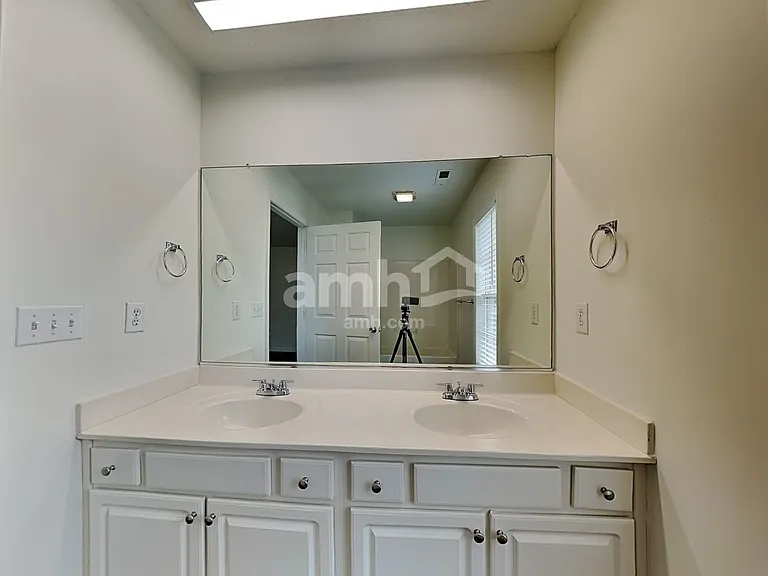 181 Tudor Downs Rd — Photo 8