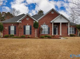 7012 Pinyon Pine Ln SE, Owens Cross Roads, AL 35763