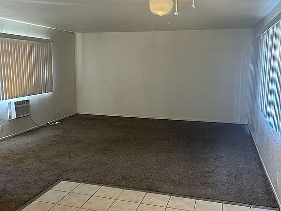 4th image of 4623 Canoga St #E