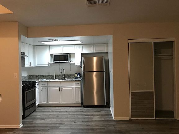 2nd image of 14307 Foothill Blvd Unit C6